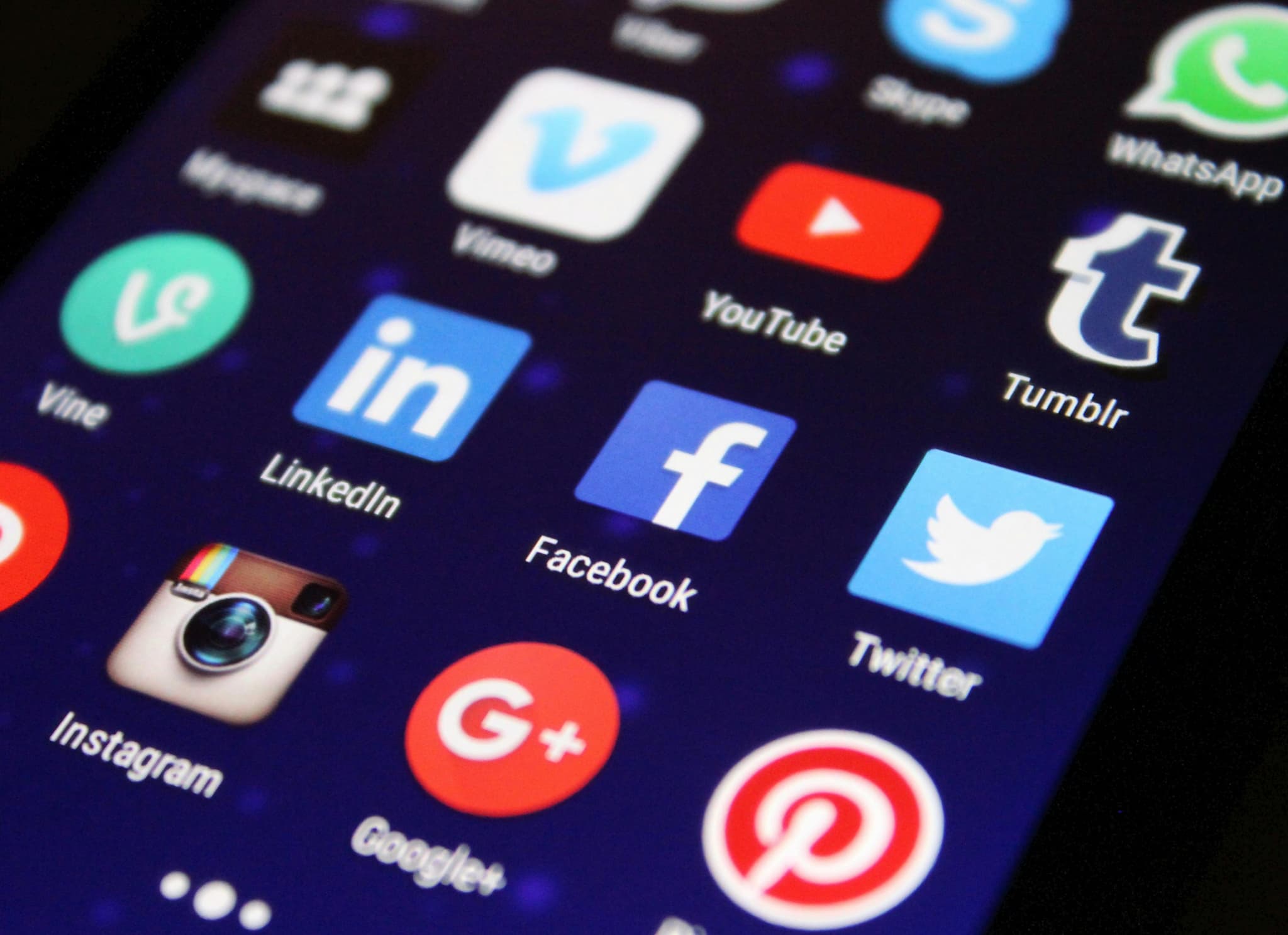 インスタグラム運用初心者はフォロワー購入から始めよう